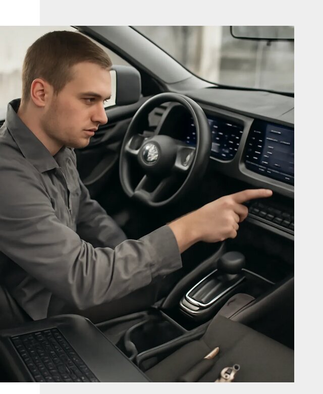 Русификация автомобиля Nissan N7 под ключ в Ялуторовске официально
